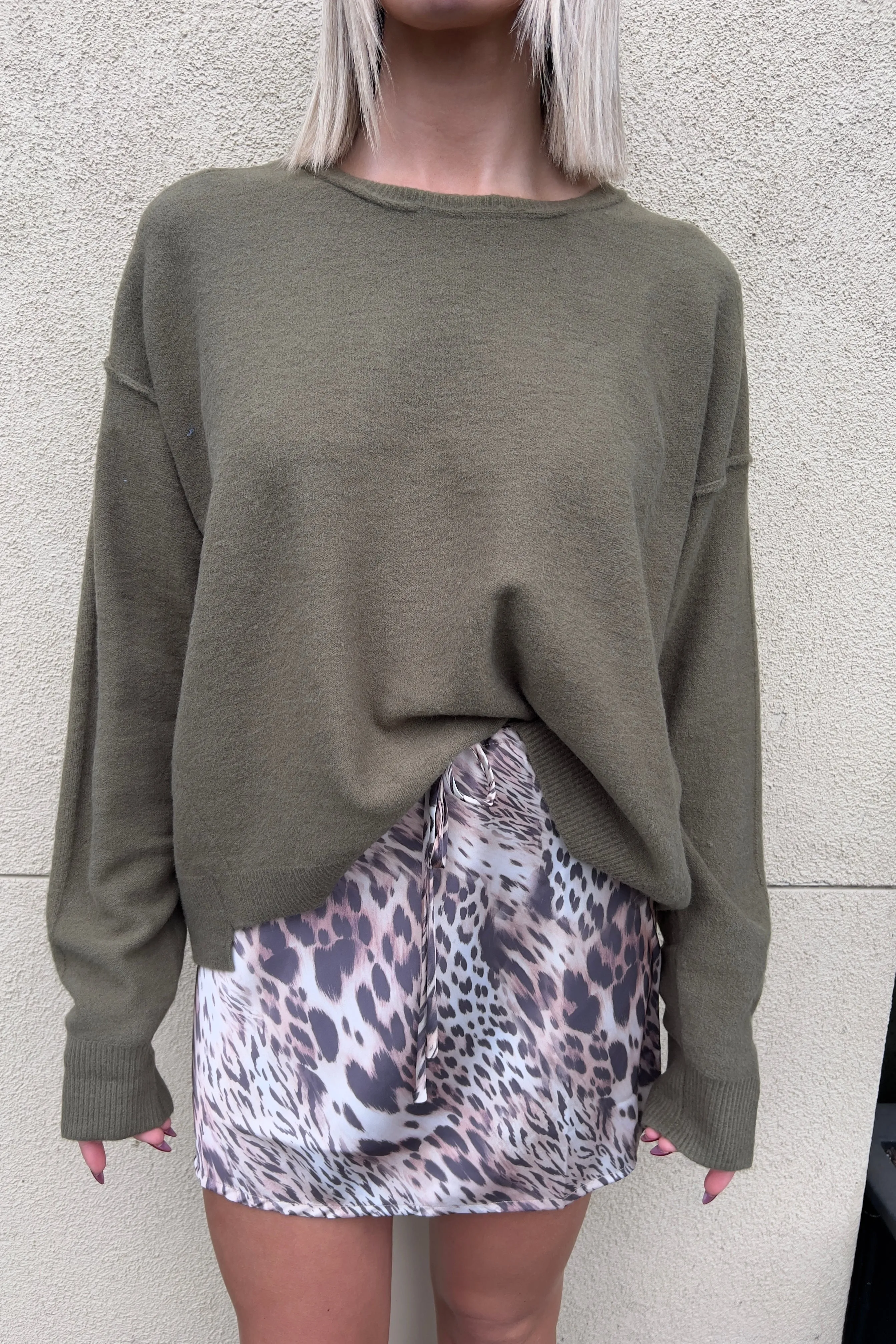 JESSEL OLIVE LOOSE FIT SWEATER