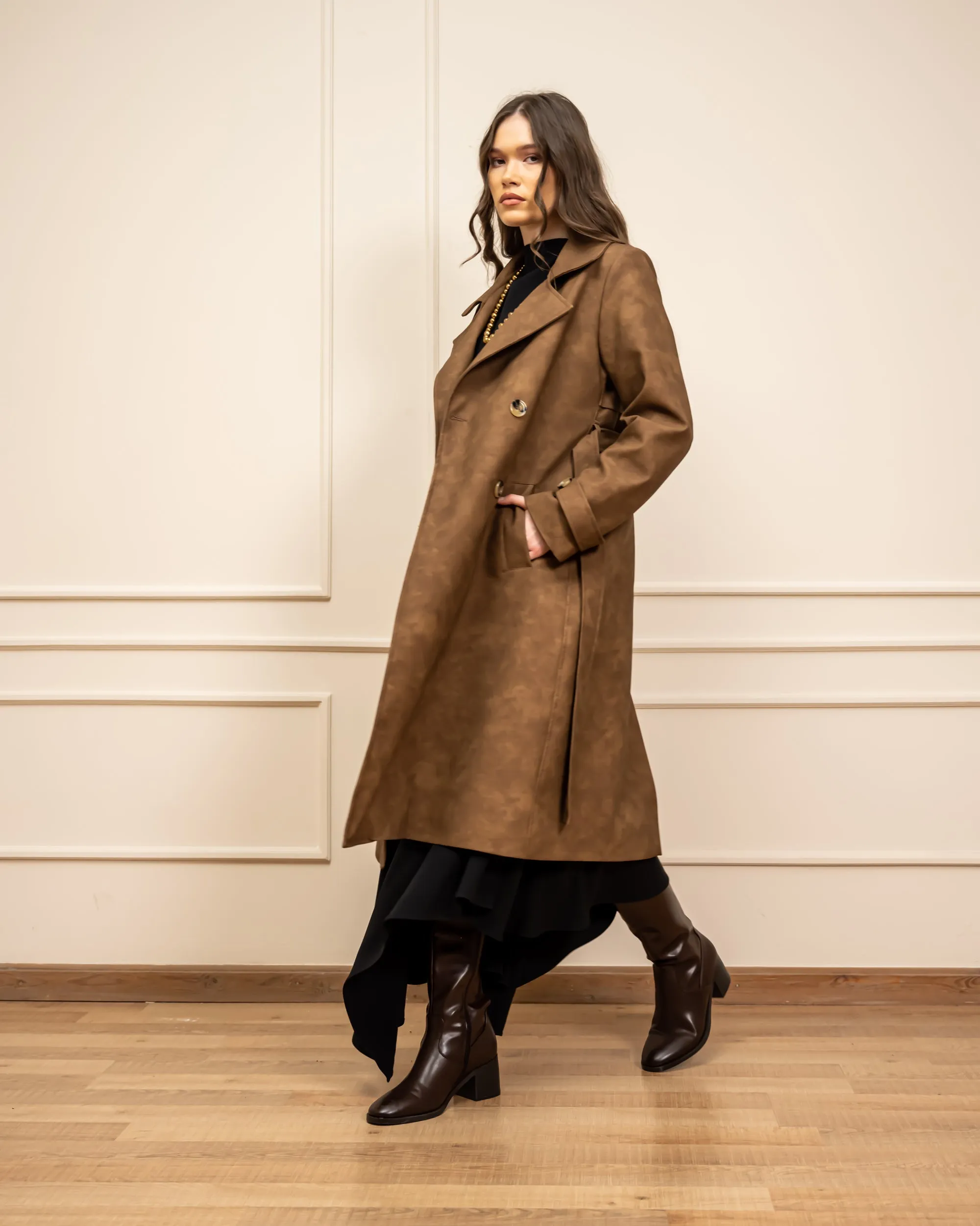 LEATHER TRENCH COAT-BROWN