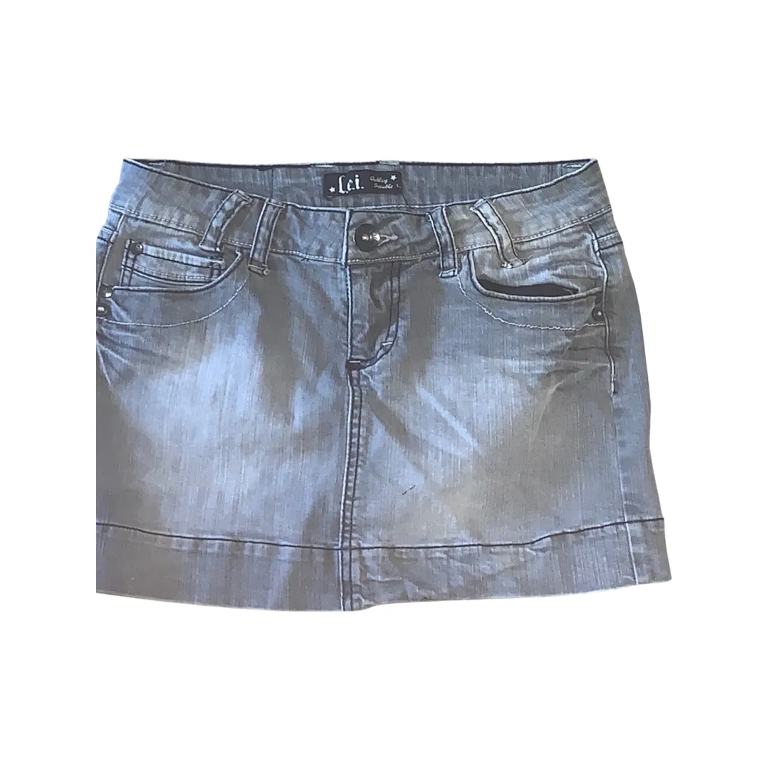 L.E.I grey mini skirt size 5