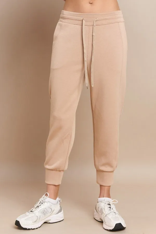 Sporty Cropped Joggers