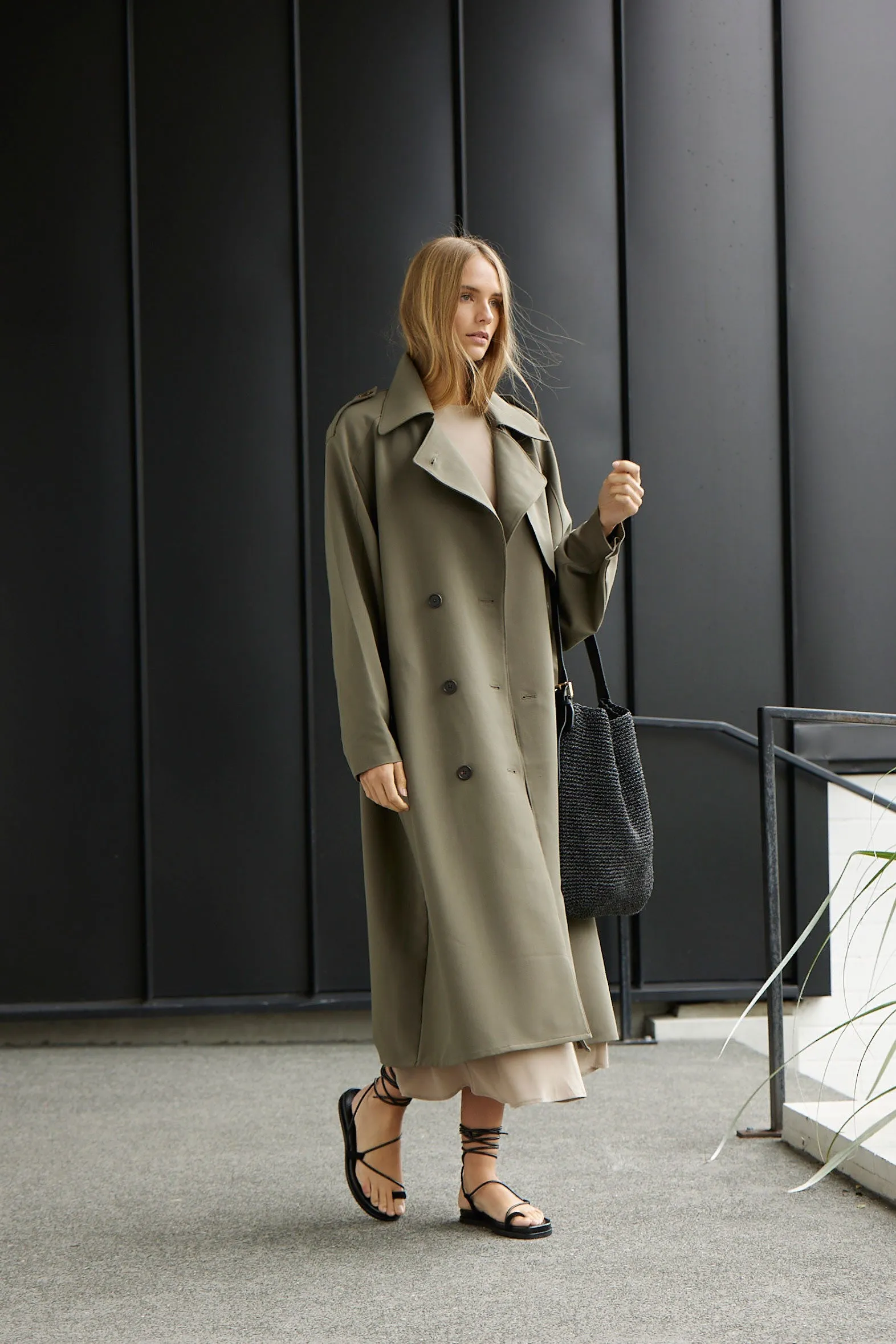 THE TRENCH. OLIVE