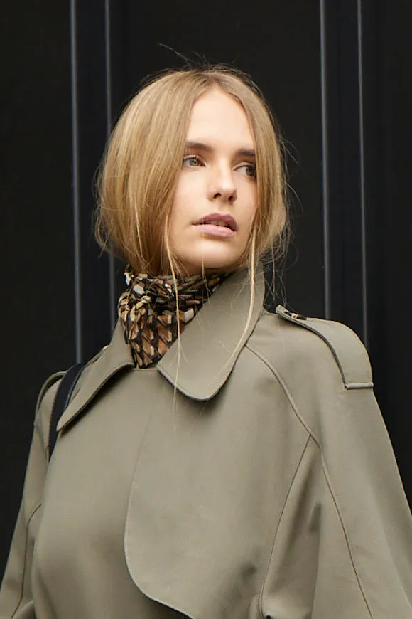 THE TRENCH. OLIVE