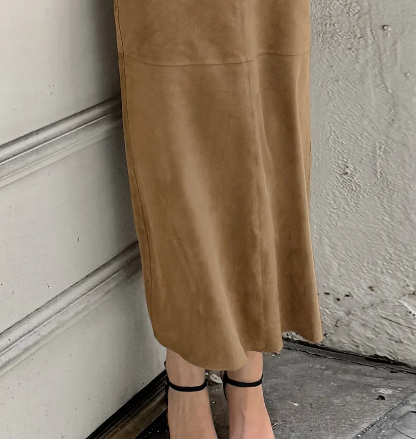 Women's Retro Fashion Knitted Suede Khaki Slim High-Waisted Straight Skirt